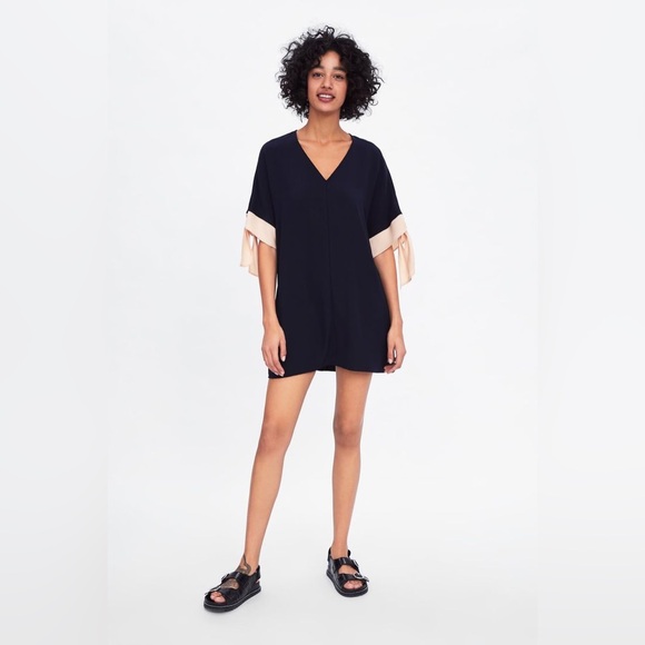 Zara Navy Blue Blouse with Cream Bow Details EUC XL - Picture 4 of 6